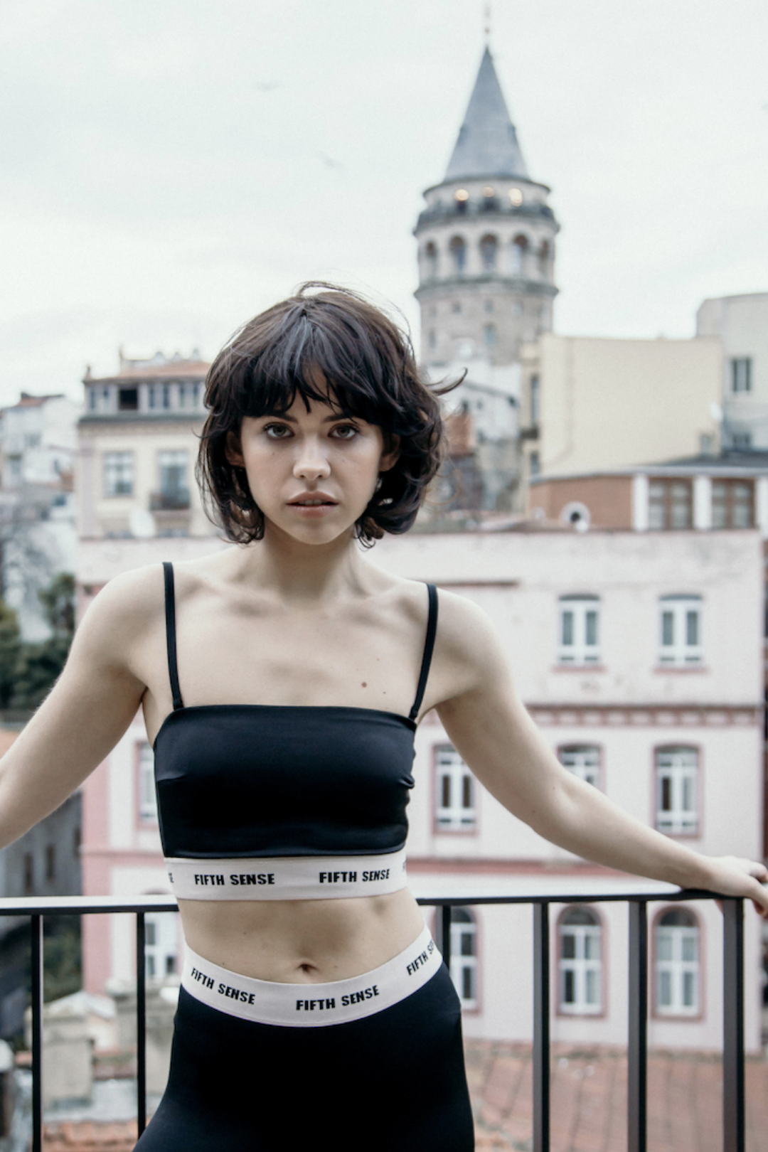 Mila Siyah Askılı Üst - Fifth Sense